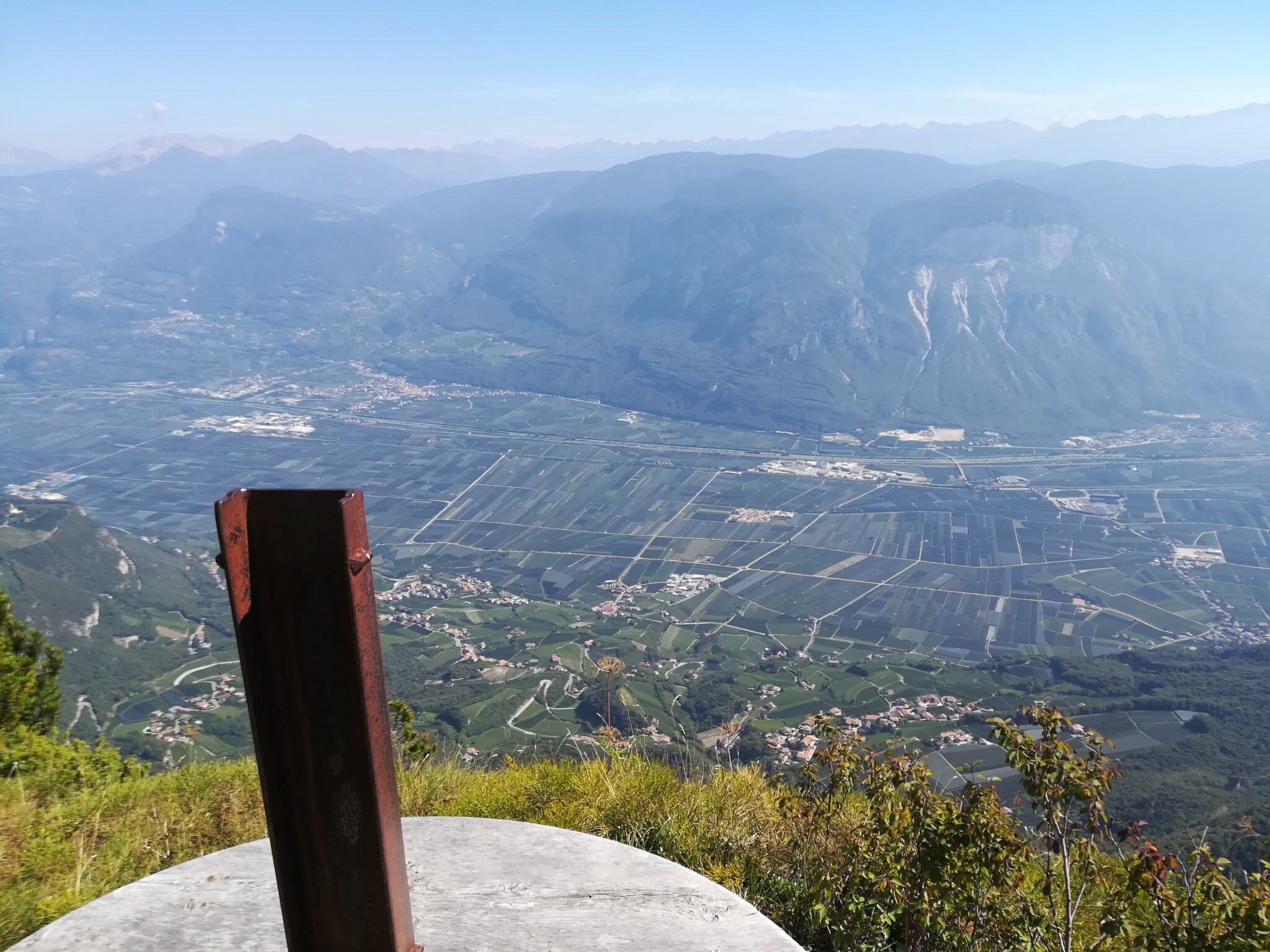 Kammwanderung am Mendelgebirge von  Predaia 1328m  zum Wetterkreuz 1844m